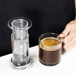 AeroPress Clear kahvinkeitin