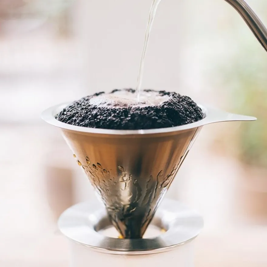Hario Double Mesh Metal Dripper V60-02 suodatinsuppilo