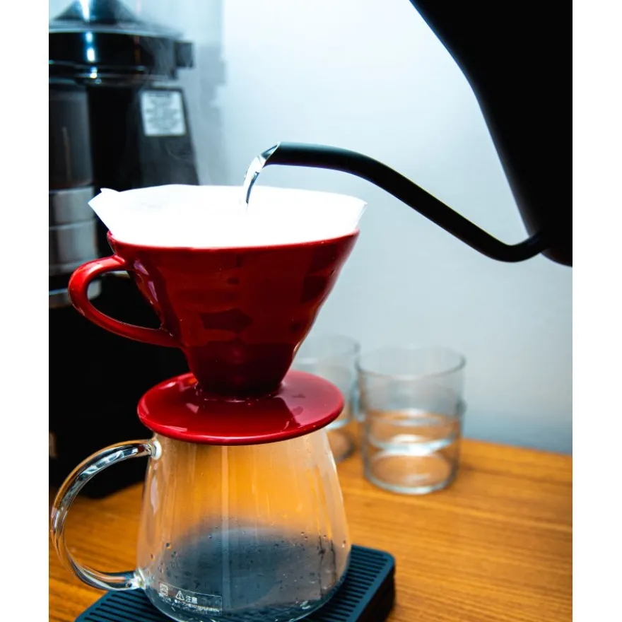 Hario V60 Dripper koko 02 keraaminen suodatinsuppilo