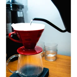 Hario V60 Dripper koko 02 keraaminen suodatinsuppilo