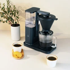 Wilfa Zense kahvinkeitin jossa automaattinen tippalukko 1,25 l